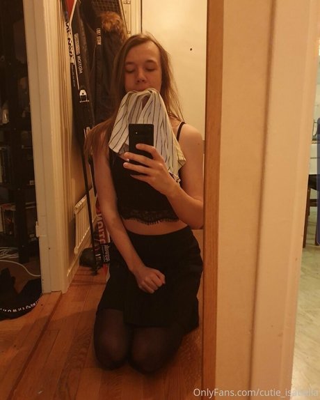 cutie isabella erotic actress galleries