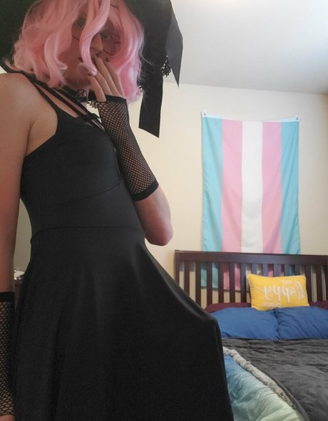 asillyfemboy xxx pornstar picture