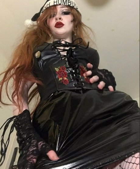 redd kitty naked model image