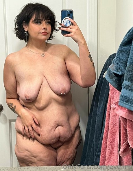 SeasonofEve star porn pictures