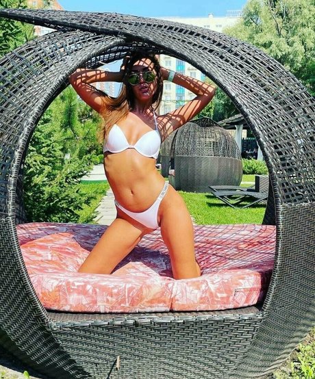 hot and wild high quality star pics