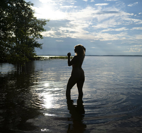 hesselbom naked model pictures