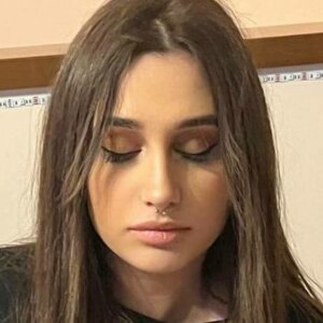 Aurora Iacono model high quality img