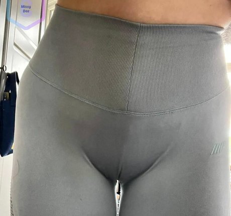 MissyDee pornstar erotic pics