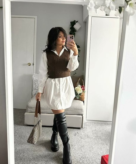 Lily Fiore exclusive model pics