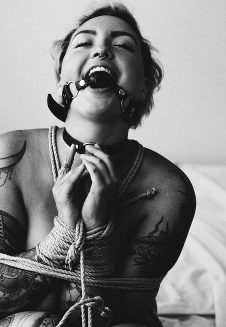 lunalynn26 pornstar erotic images