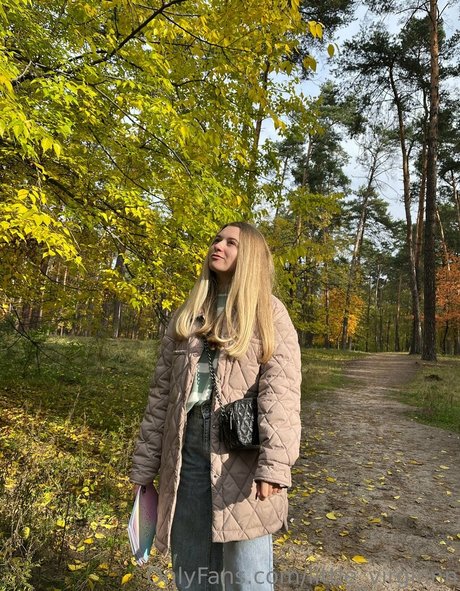 little virginnn pornstar exclusive archive