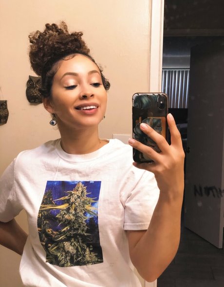 Bobbi dean pornstar hd picture