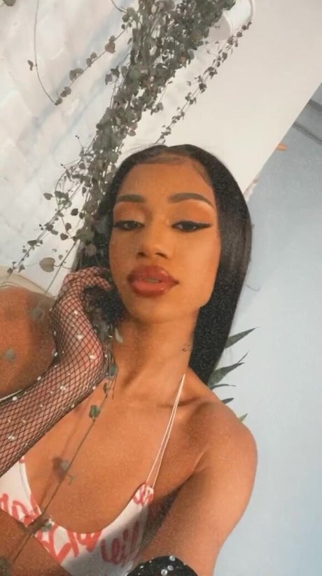 MswetwetBanks star nice gallery