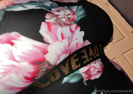 ana44f star pretty galleries