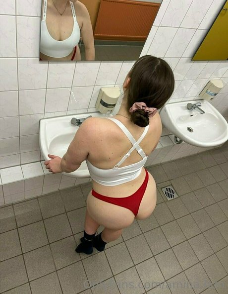 amina hdn model pornographic picture