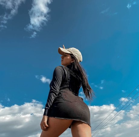 Danahe Vasquez star perfect images