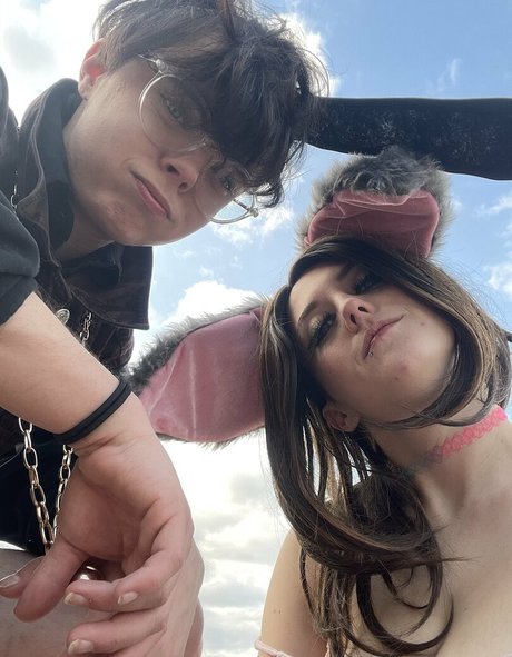 holykoley model adult galleries