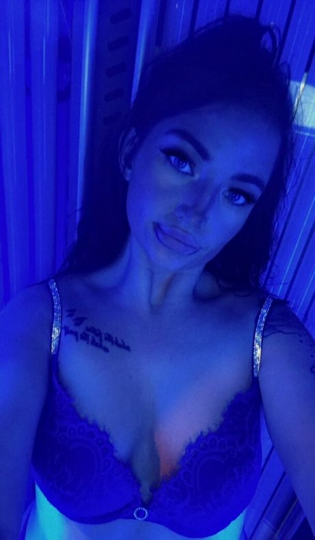 Sassyshaw pornstar nude gallery