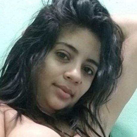 Yanery Amaya adult model picture