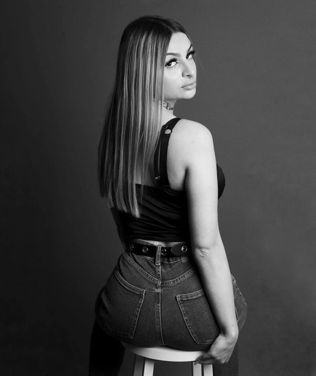 aliih hx star hot images