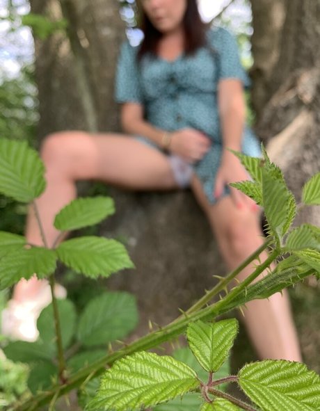 mrshollowayfree4all sexy actress img