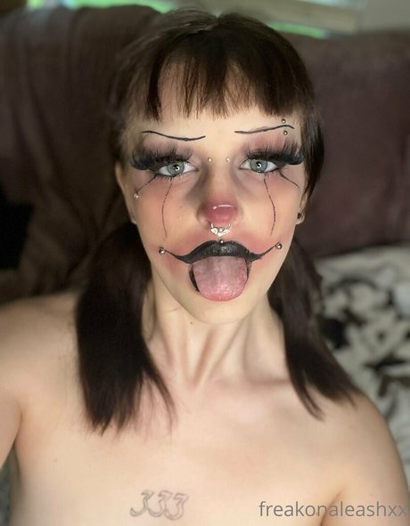 freakonaleashxx exclusive model pic