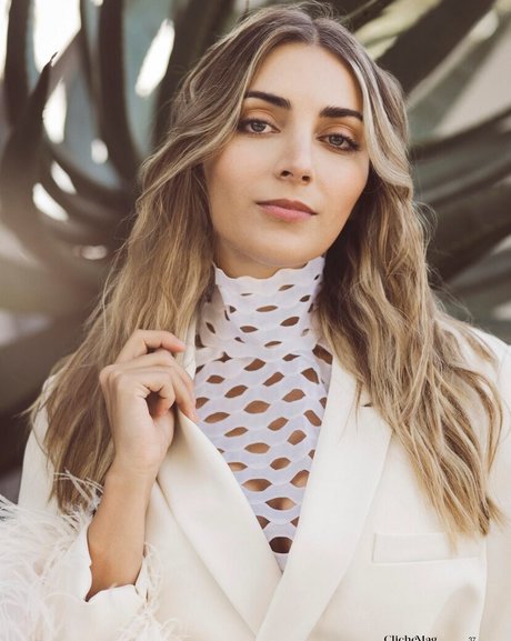 Emelia Hartford star adult pic