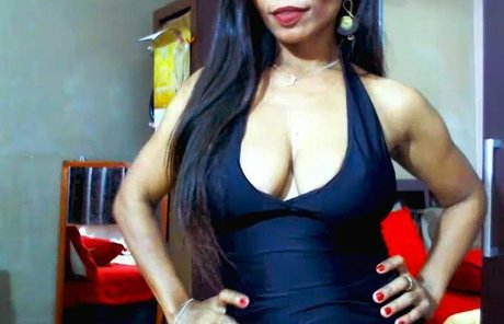 PaulaThai sexy model photos