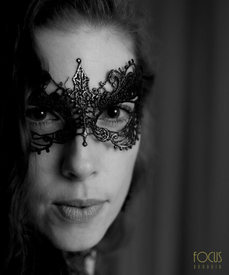 focus boudoir exclusive model picture