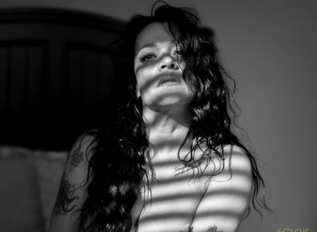 focus boudoir porn actress img