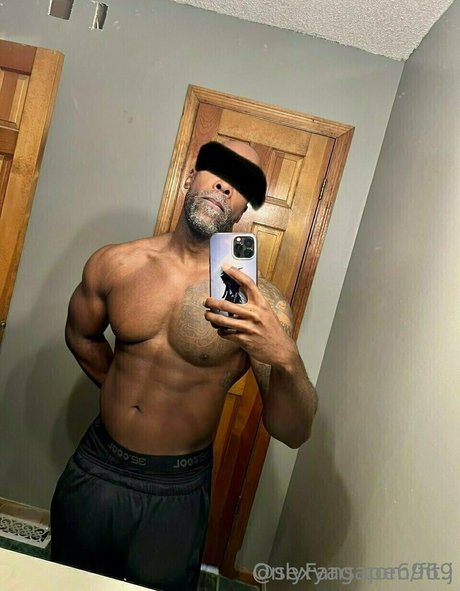 sexyagape6969 erotic model archive