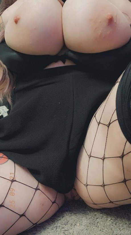 misocute model pornographic photo