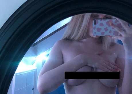 elkesophiaa hot model gallery