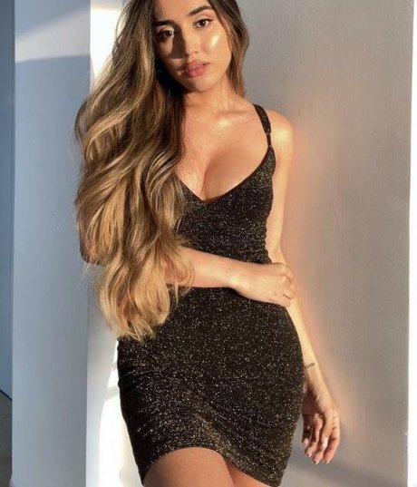 Sofia Ocampo model naked picture