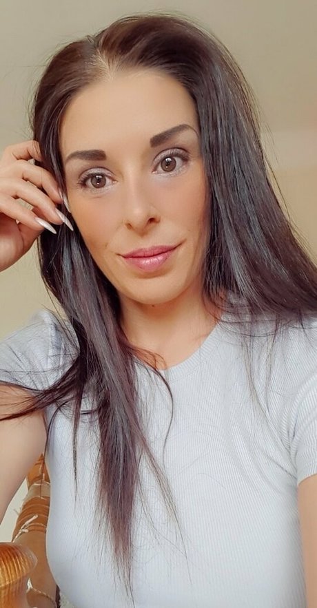 naughtyrebecca1 model pornographic pic