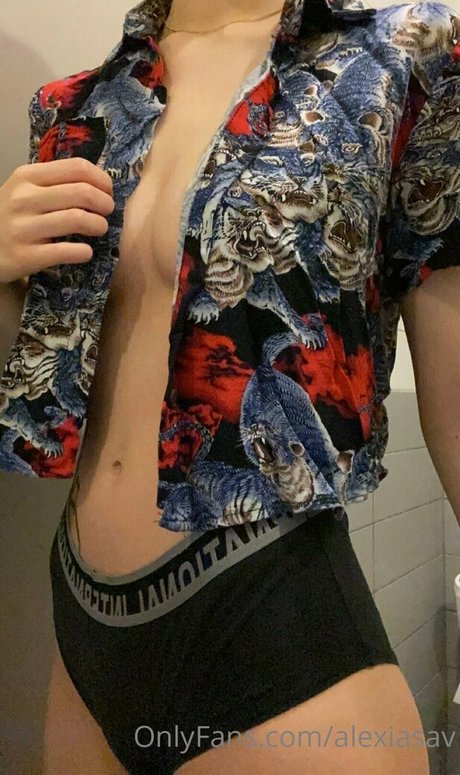 Alexiasav porn model img