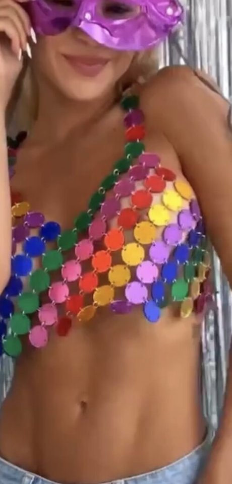 Alessandra Prado pretty actress photos