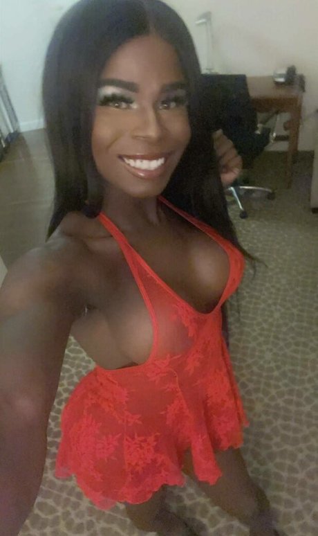 Carmen Brown star free pics