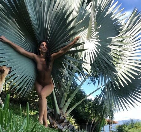 Yanusya pornstar hd photo