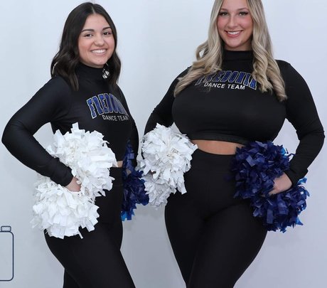 Livipip adult actress galleries