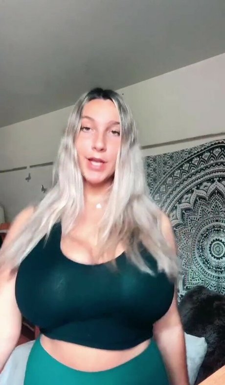 Livipip sex actress photos