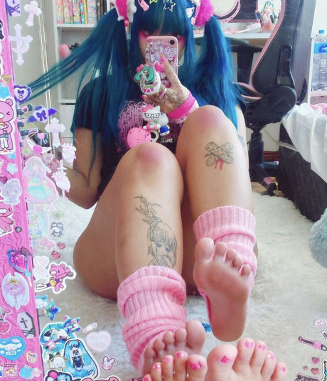 Lynn Chaann erotic actress pics