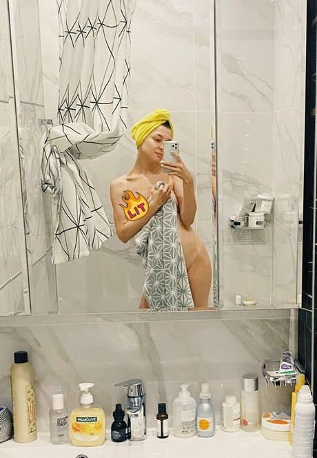 elen de len nudes pornstar img