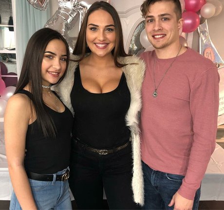 Shaylee Starr adult actress image