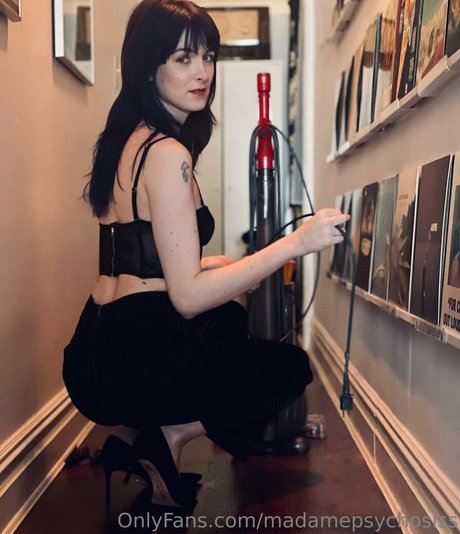 Madamepsychosiss pornographic model images