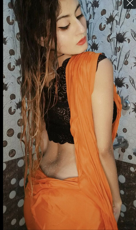 Priya Maggo beautiful model photo