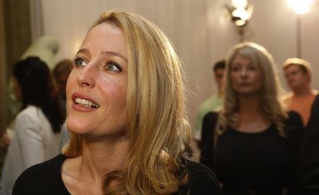 Gillian Anderson nice star img