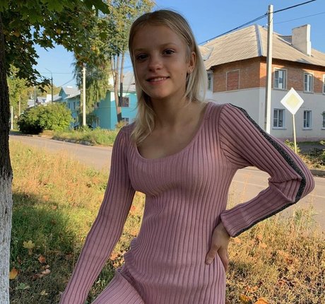 Dasha Ozornica model hd image