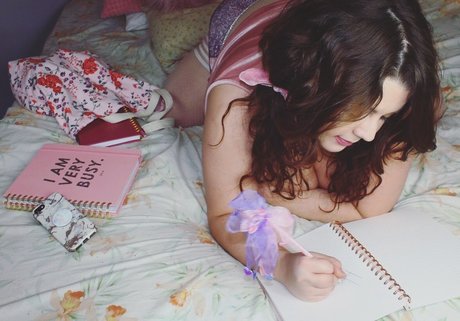 honeybuntv star hd image