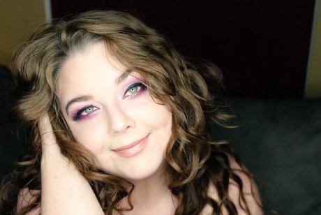 honeybuntv star exclusive photo