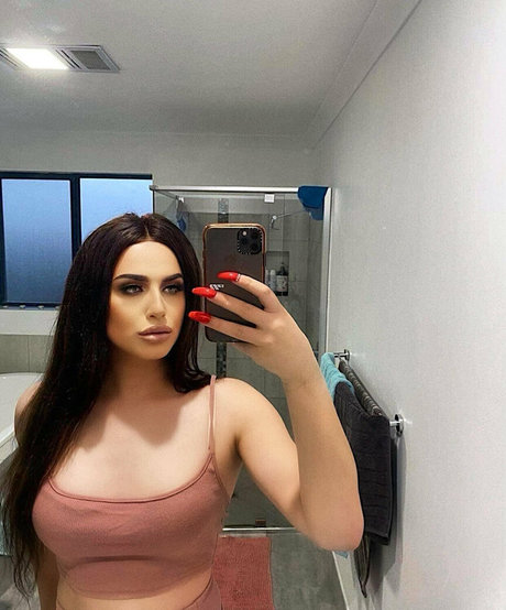 candicev77 adult model photo