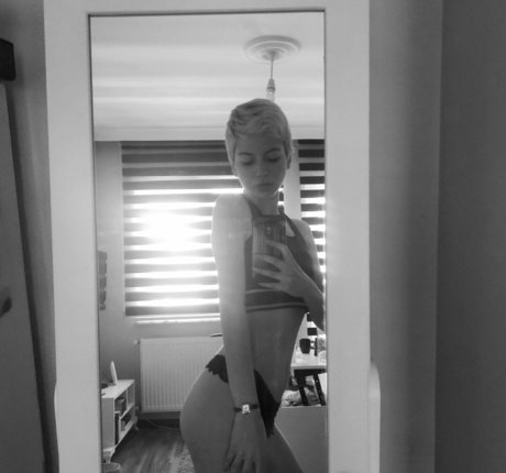 Busra cabuk pornstar hd pics