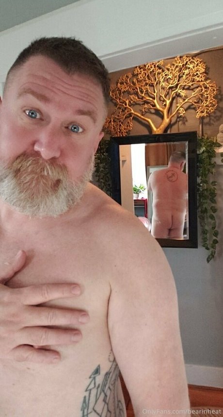 bearinheat sexy star pic