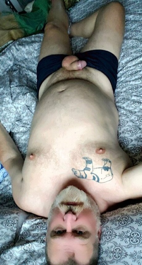 bearinheat hot model picture